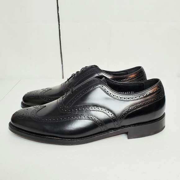 *SOLD* Florsheim Lexington Leather Wingtip Oxfords - Picture 9 of 10
